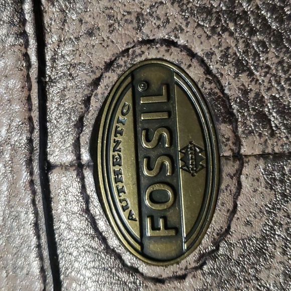 Fossil leather purse - Picture 8 of 9